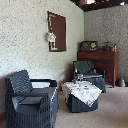 Castagno 1 Sentiero Del Viandante * Bellano