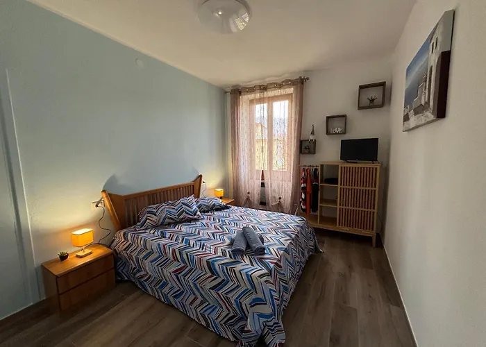 Castagno 1 Sentiero Del Viandante *