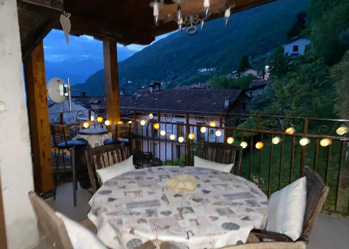 Castagno 1 Sentiero Del Viandante 贝拉诺