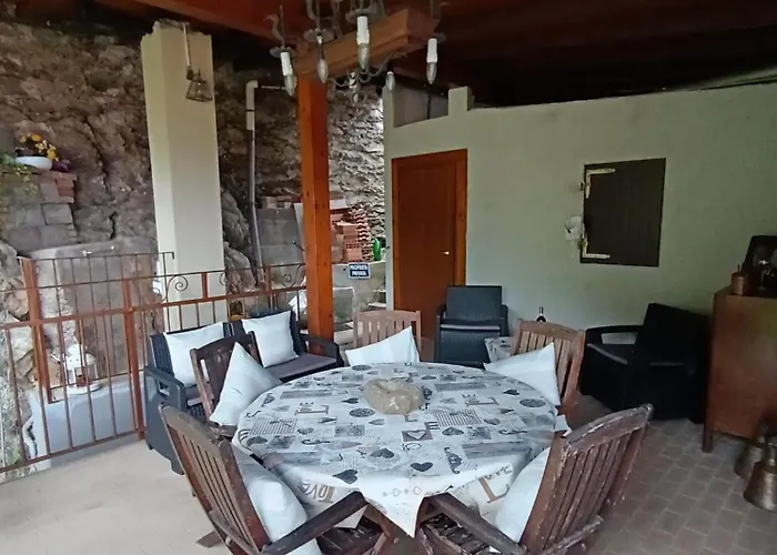 Castagno 1 Sentiero Del Viandante 公寓