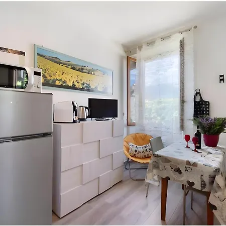 Castagno 1 Sentiero Del Viandante Apartamento *