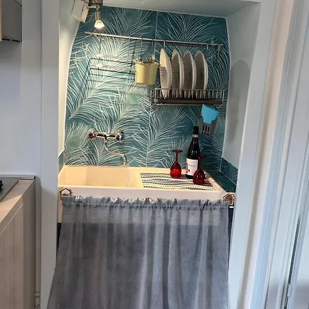 Castagno 1 Sentiero Del Viandante * 벨라노